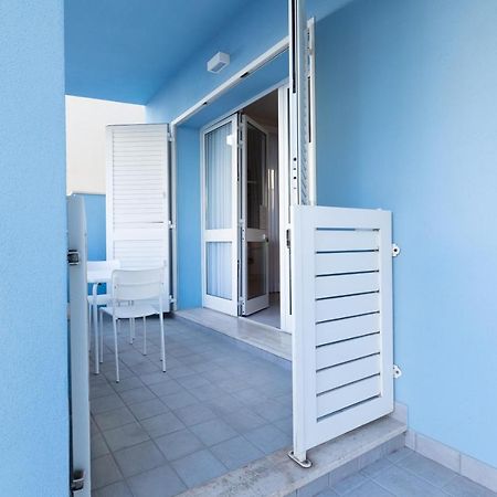 Via Siena 4 - Suites & Rooms มารินา ดิ เชชินา ภายนอก รูปภาพ