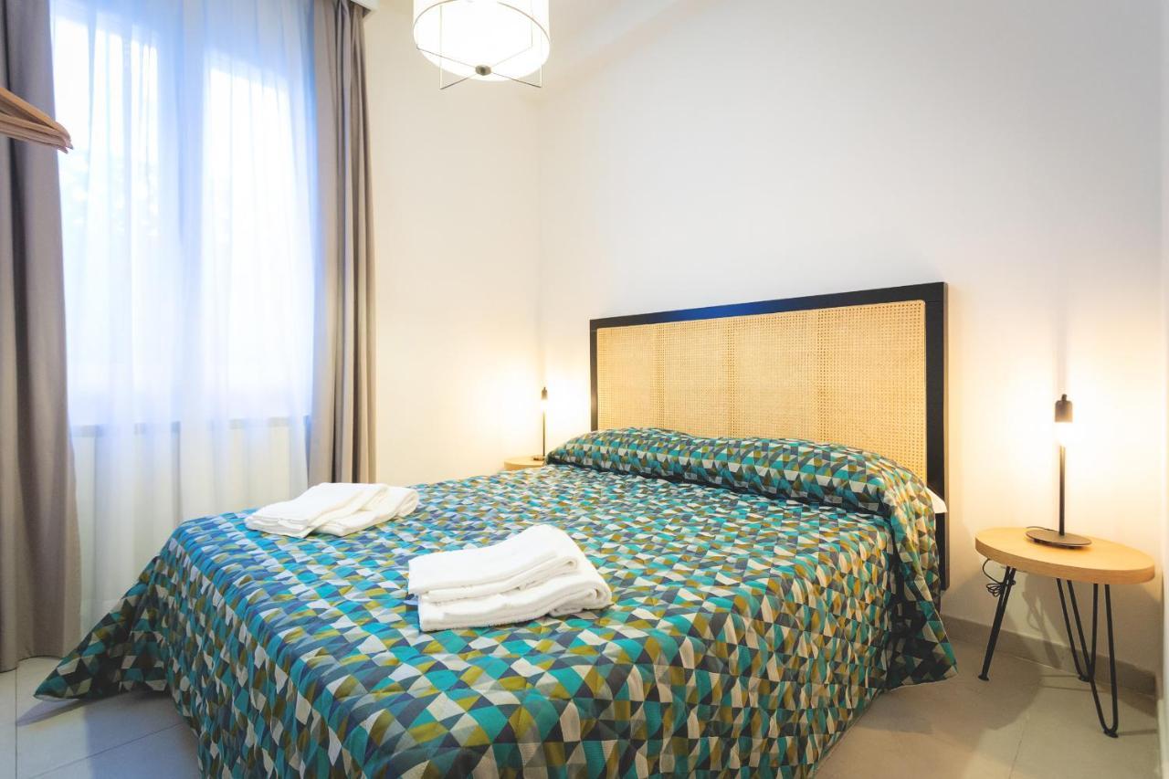 Via Siena 4 - Suites & Rooms มารินา ดิ เชชินา ภายนอก รูปภาพ