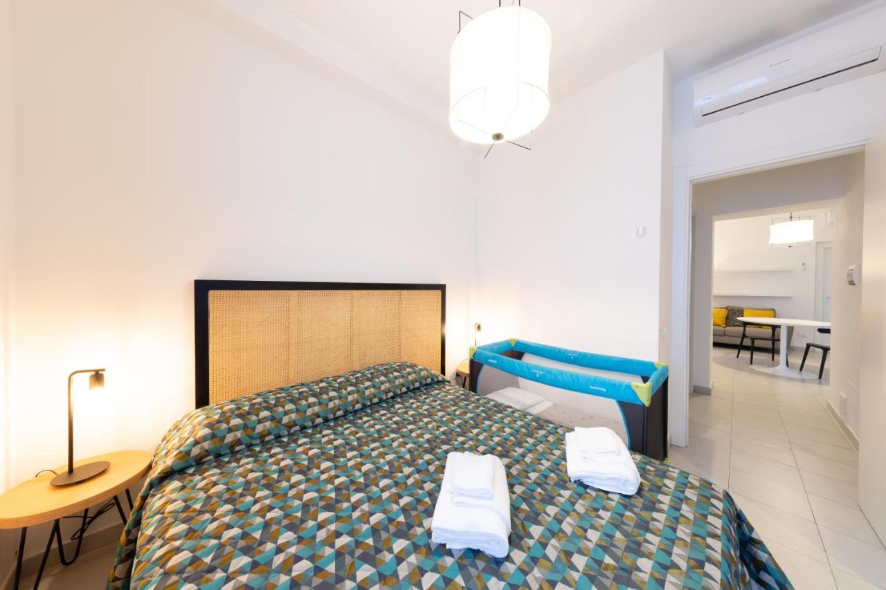 Via Siena 4 - Suites & Rooms มารินา ดิ เชชินา ภายนอก รูปภาพ