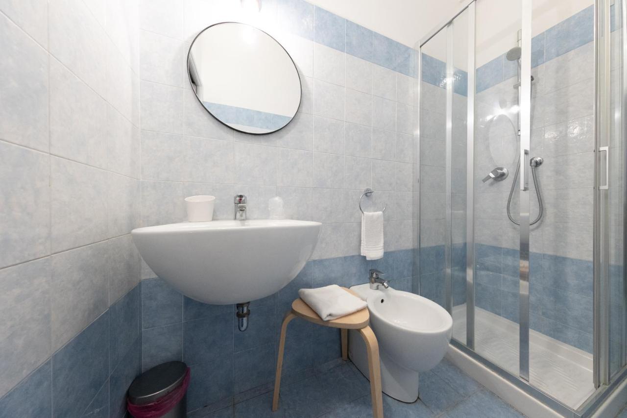 Via Siena 4 - Suites & Rooms มารินา ดิ เชชินา ภายนอก รูปภาพ